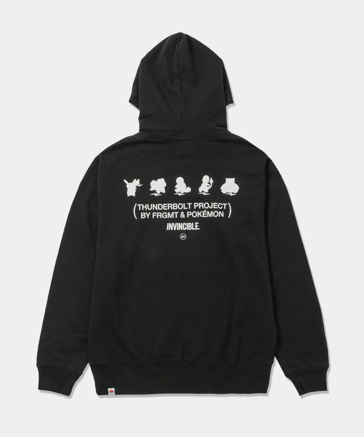 外Pop-up store獨家的兩款全新INVINCIBLE限。（圖／INVINCIBLE®提供） 快搶！黑色寶可夢期間限定店登場　北中南「御三家限定款」