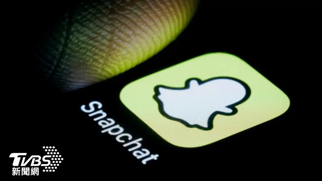 Google地圖排第6!最耗流量APP排行出爐,第1名滑5分鐘就耗193MB 社群平台Snapchat成為最新一家宣補裁員的美商科技企業。(圖/達志影像美聯社)