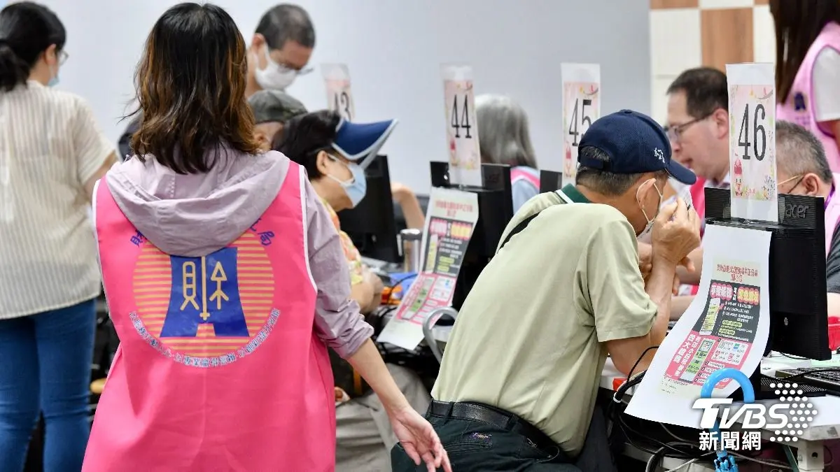 詐騙集團也將歪腦筋動到報稅上。（圖／胡瑞麒攝）